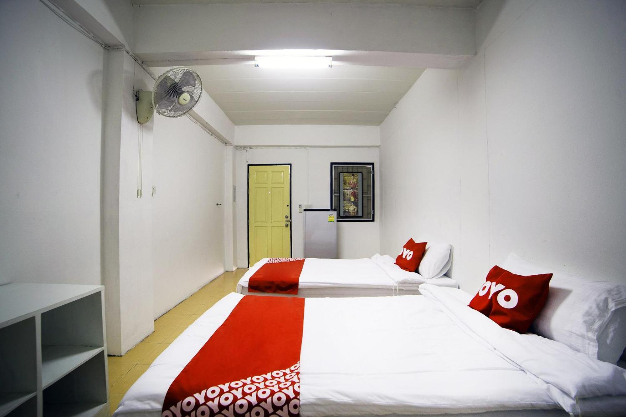 Oyo 560 Chang Hostel Suvarnabhumi 방콕 외부 사진