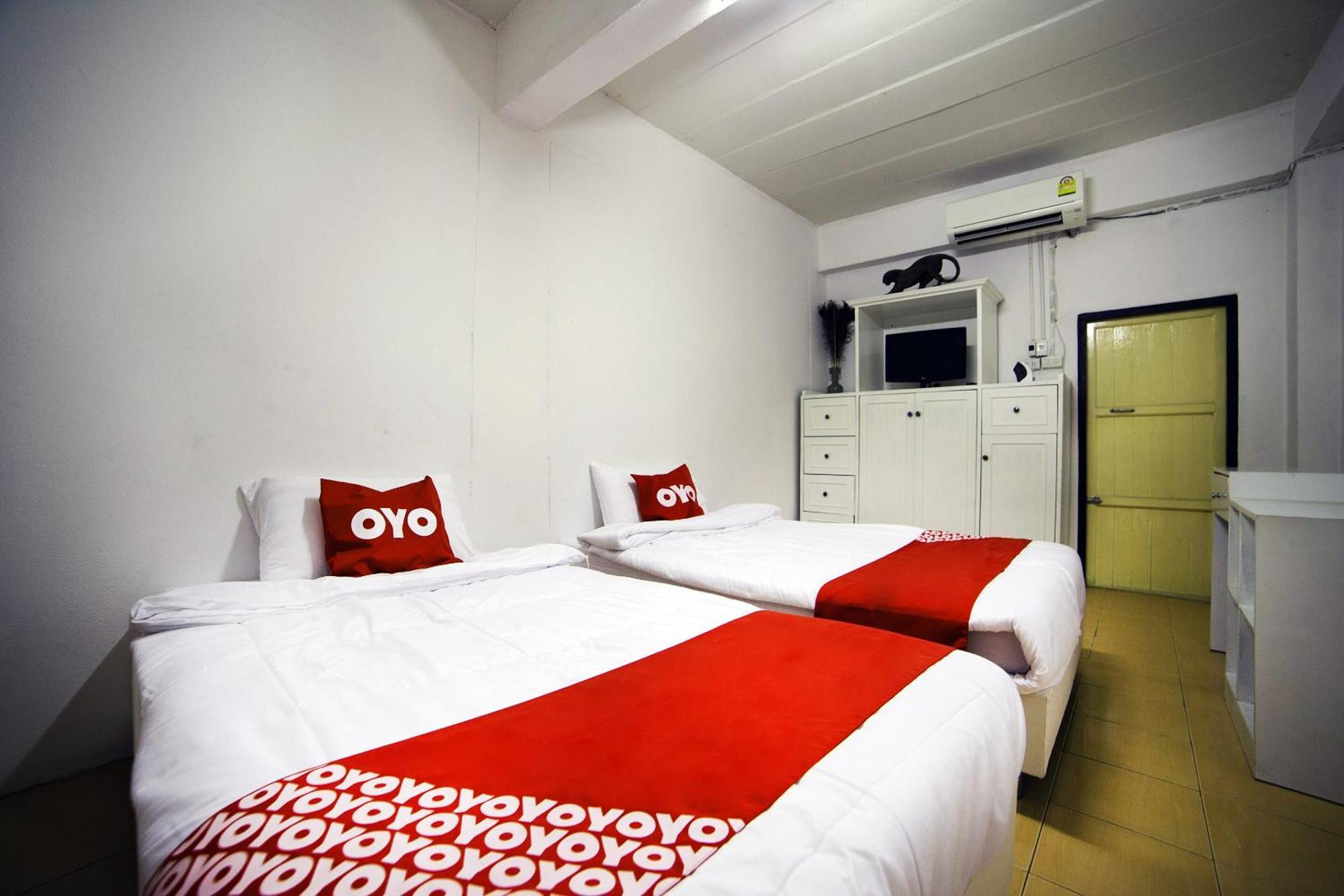 Oyo 560 Chang Hostel Suvarnabhumi 방콕 외부 사진