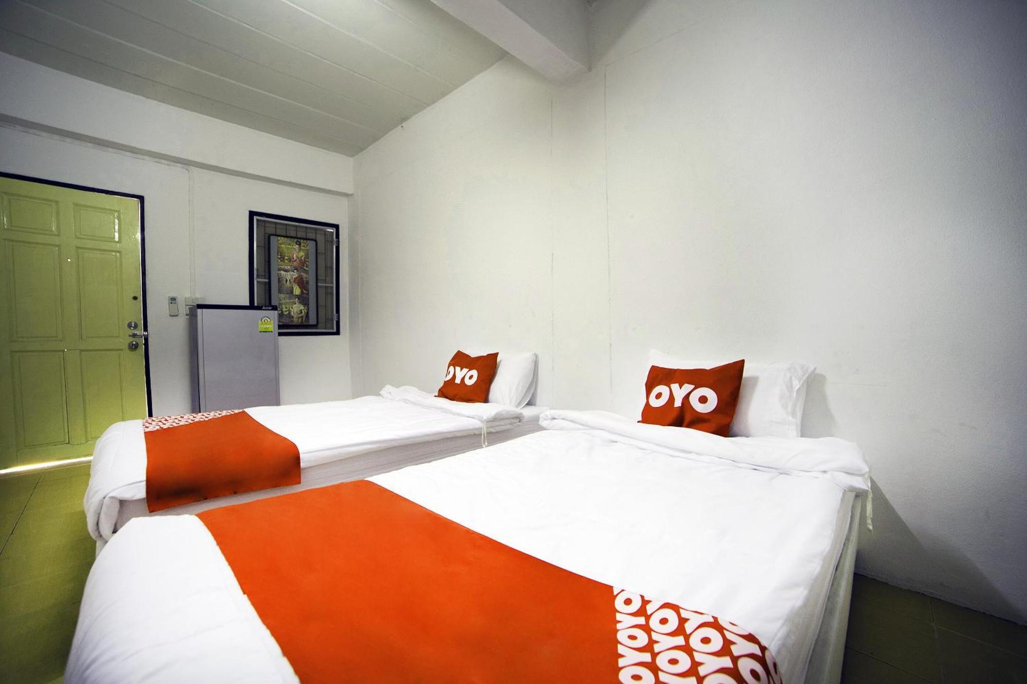 Oyo 560 Chang Hostel Suvarnabhumi 방콕 외부 사진